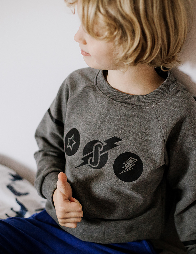 Super Triple Jumper - Dark Grey