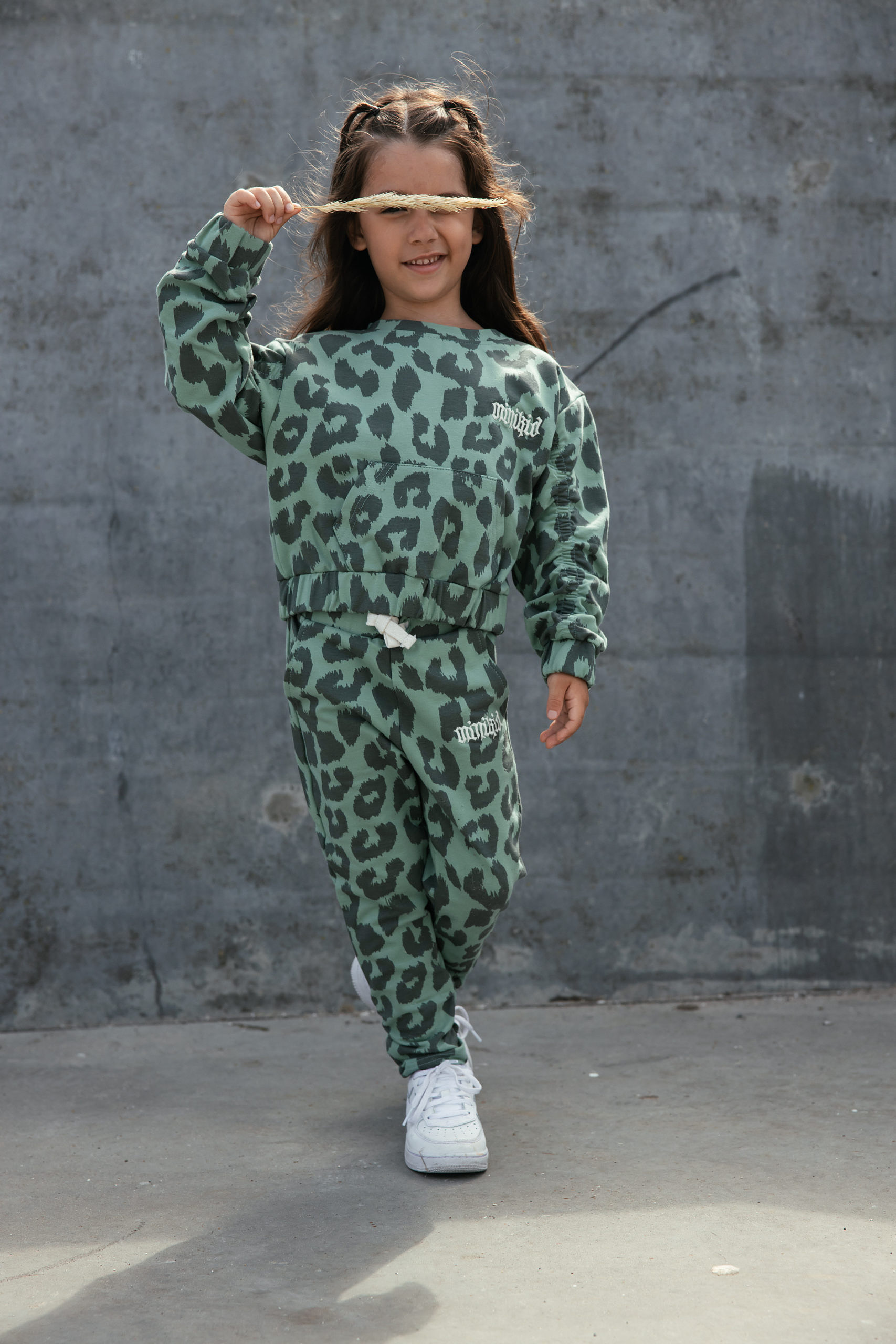 Pinched Sweatshirt - Green Leo