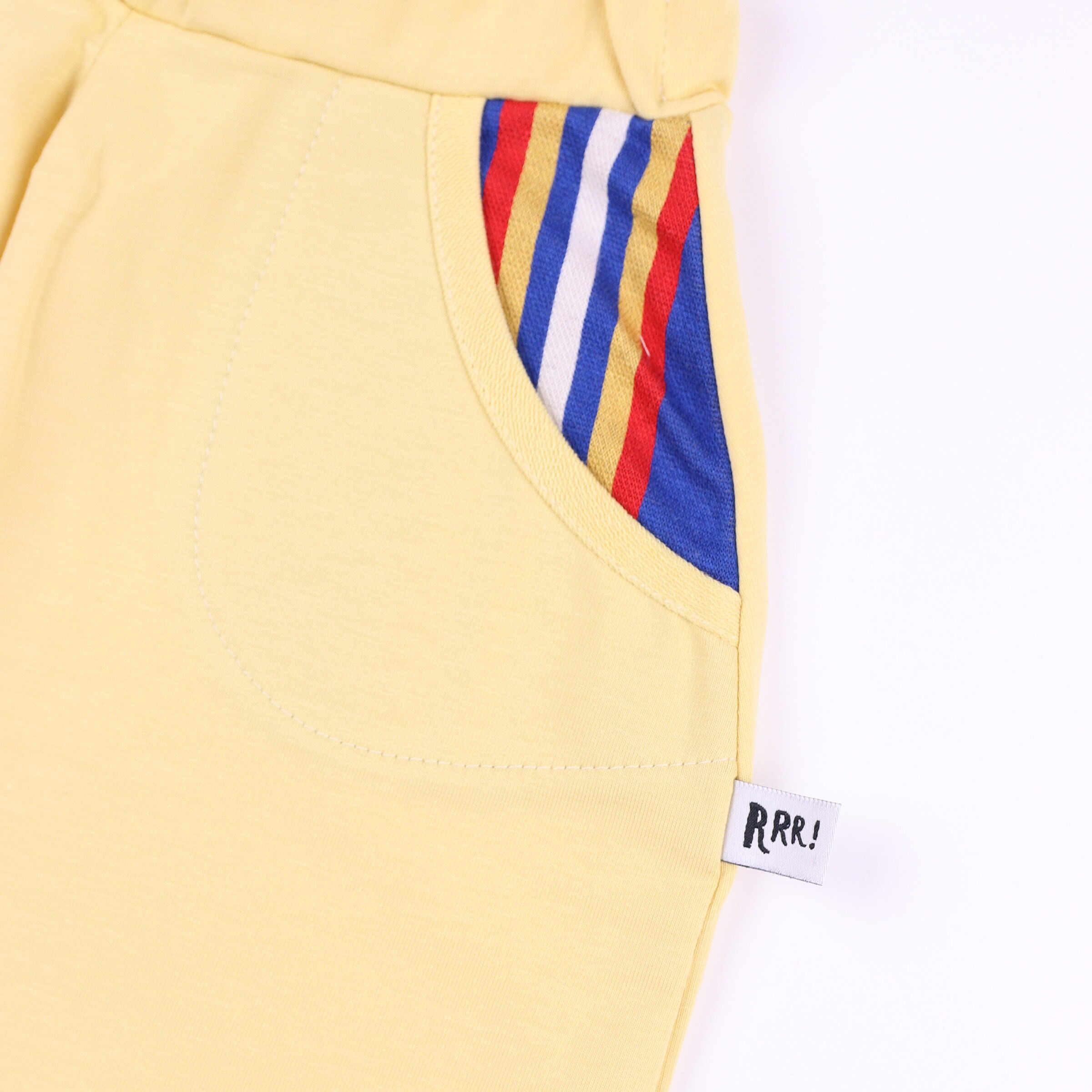 Yellow shorts with striped pocket