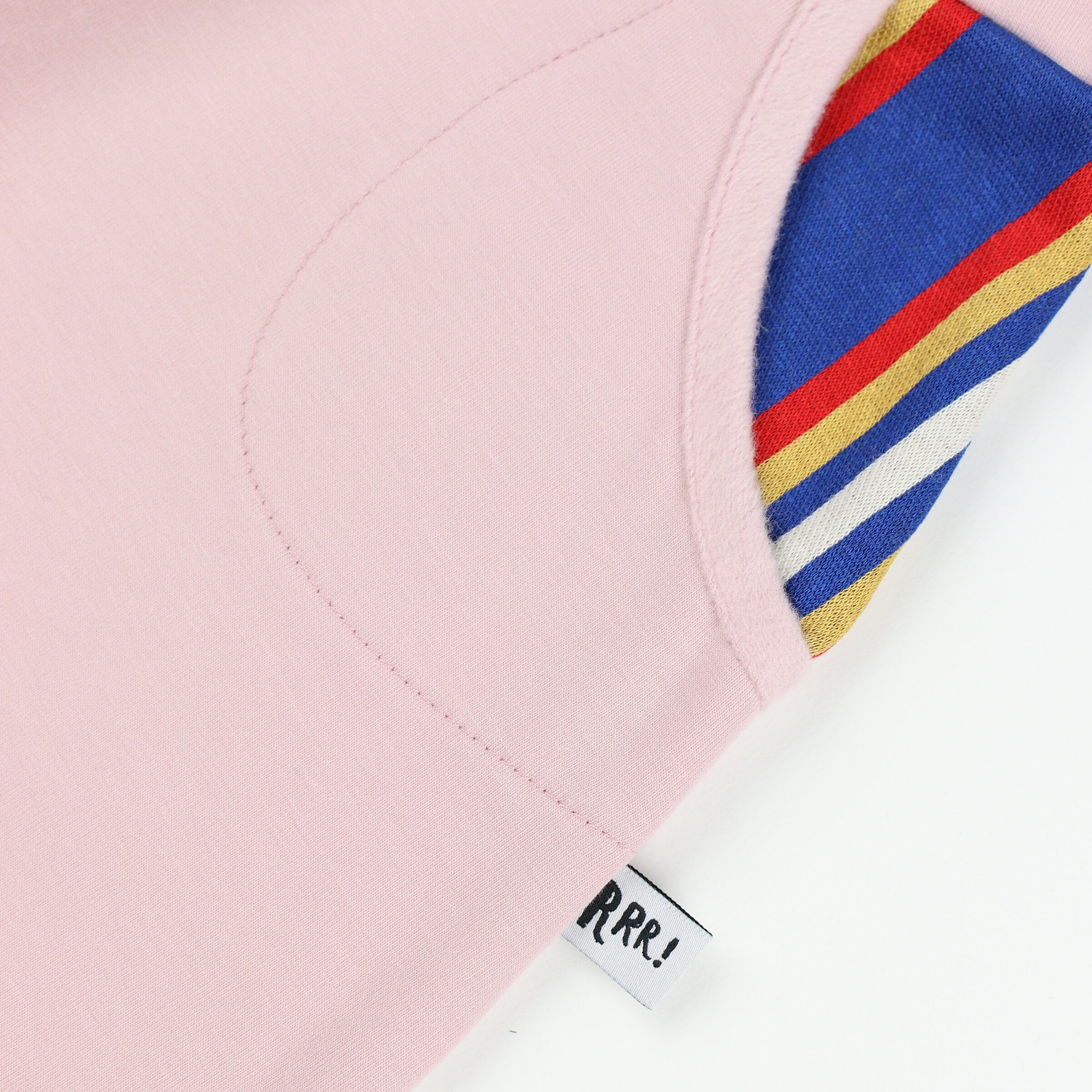 Pink shorts with striped pocket