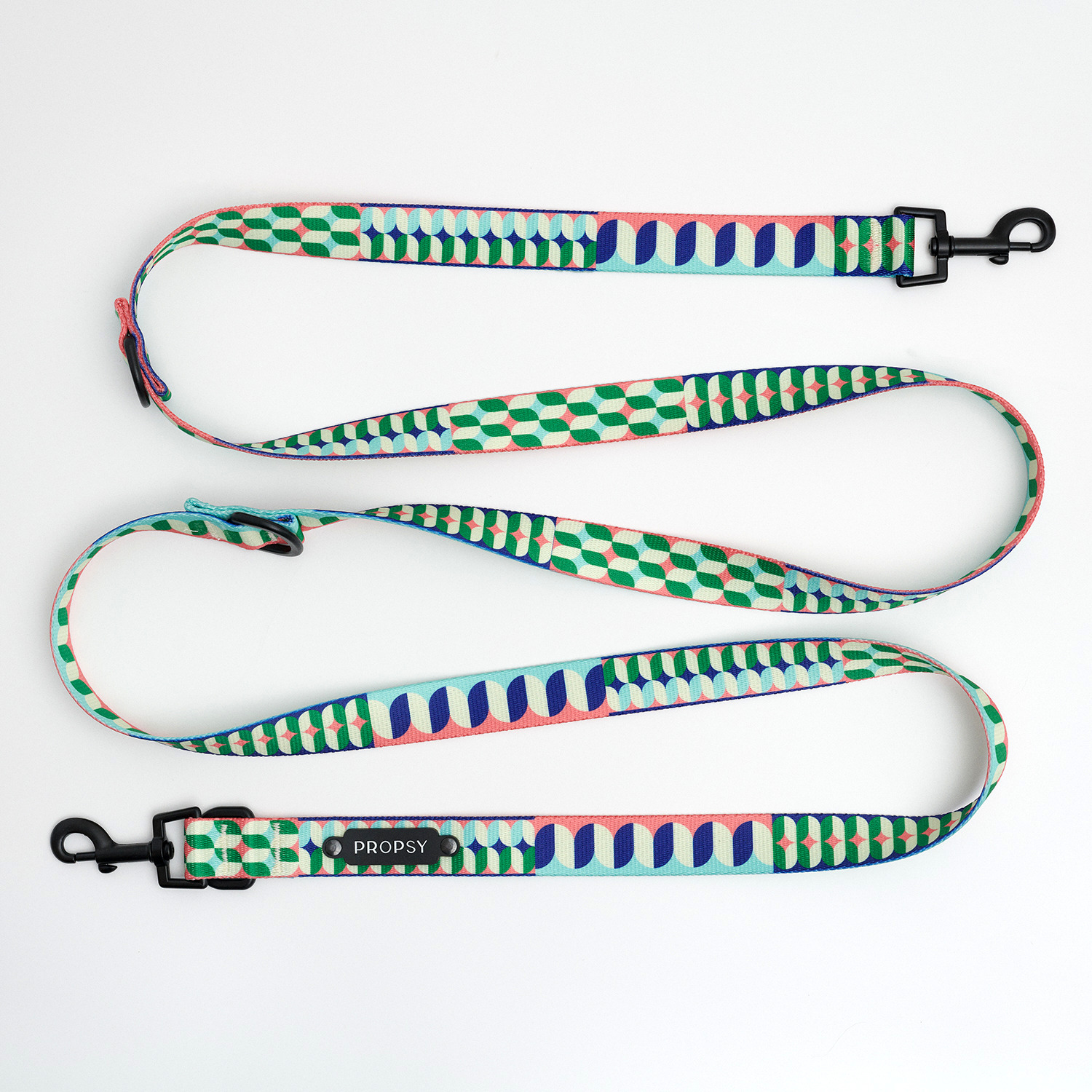 Adjustable leash - It's kind of bougie