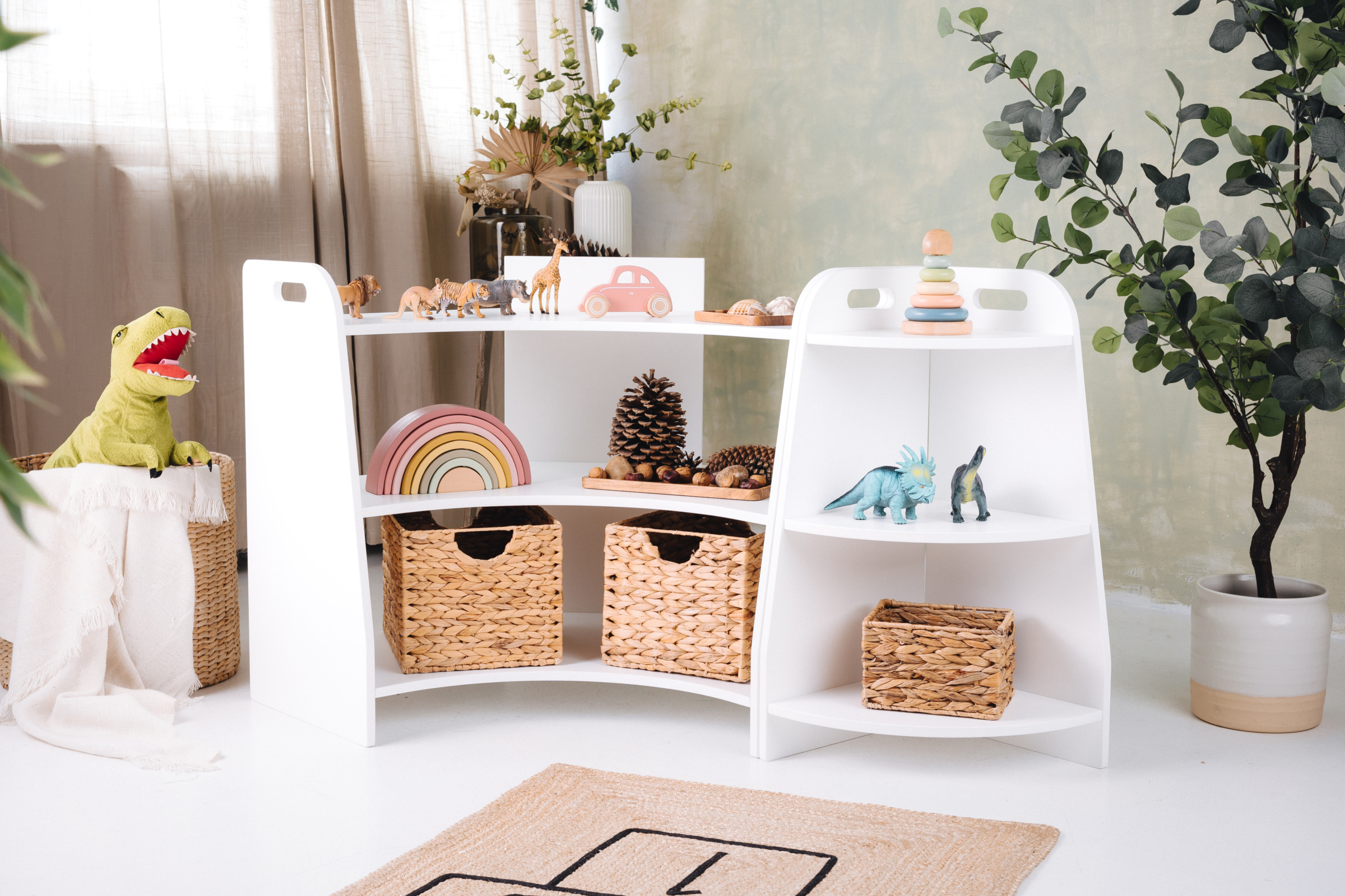 Montessori End Shelf