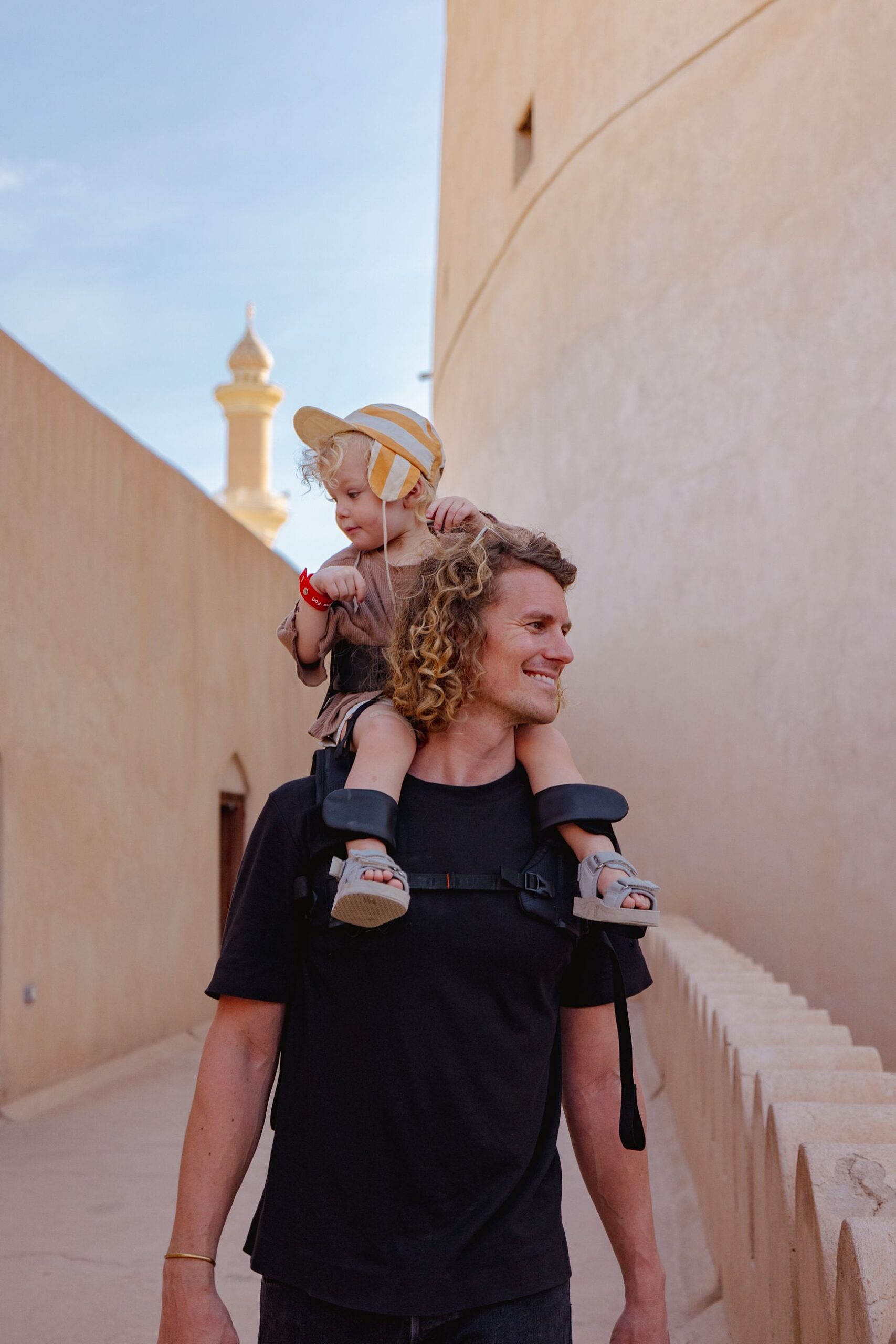 MiniMeis - G5 Baby Carrier, Black Core • I Made You •